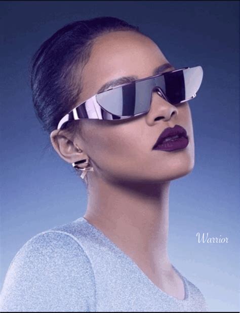 rihanna sunglasses gif.